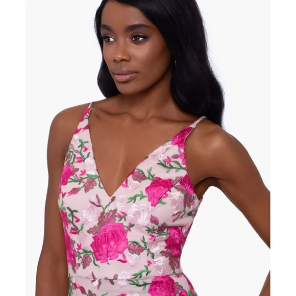 XSCAPE KAIA DRESS size 4 NWT - Picture 3 of 8